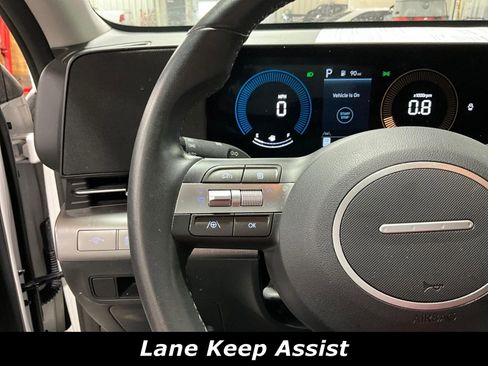 Used 2025 Hyundai Kona SEL AWD/4WD image 10