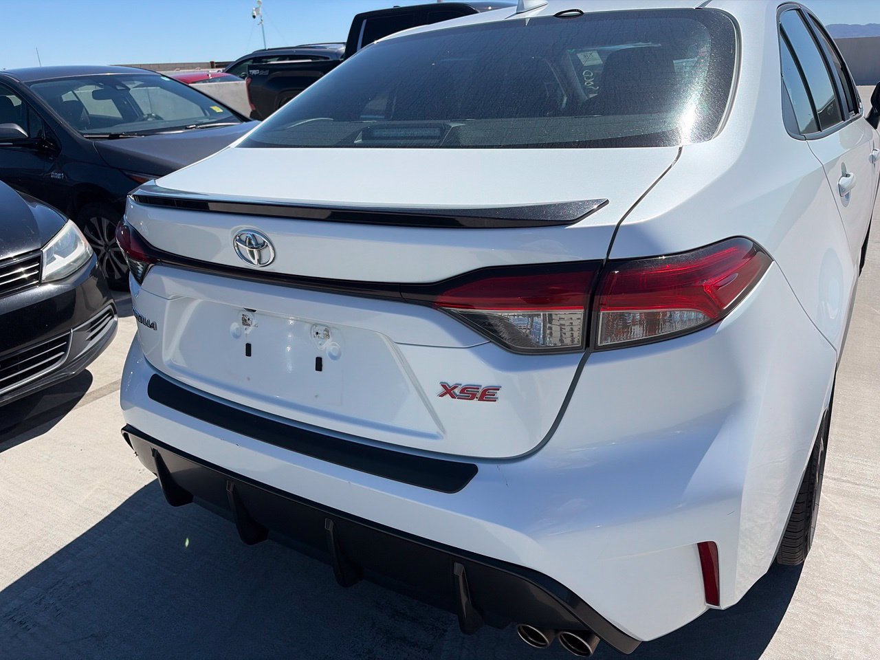 Used 2024 Toyota Corolla XSE FWD image 4