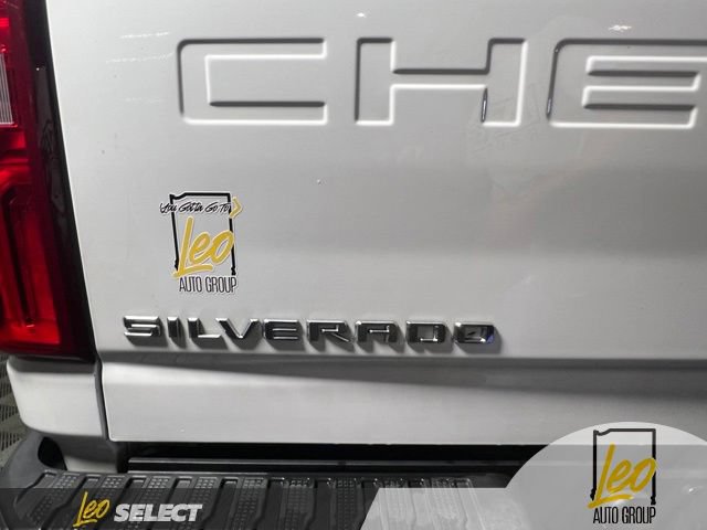 Used 2025 Chevrolet Silverado 3500 W/T AWD/4WD image 9