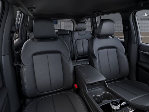 New 2026 Jeep Grand Cherokee Limited AWD/4WD image 44