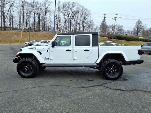 Used 2021 Jeep Gladiator Willys image 6