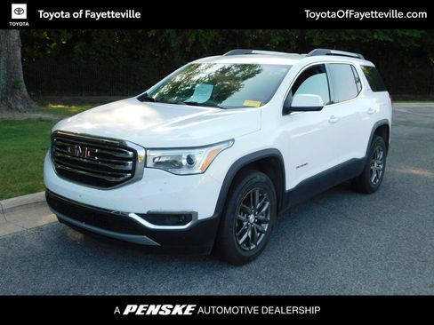 Used 2017 GMC Acadia SLT FWD image 1