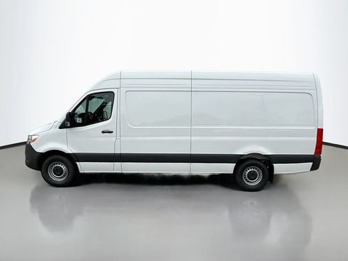 Used 2026 Mercedes-Benz Sprinter 2500 image 4