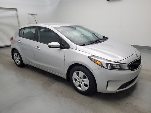 Used 2017 Kia Forte LX FWD image 11