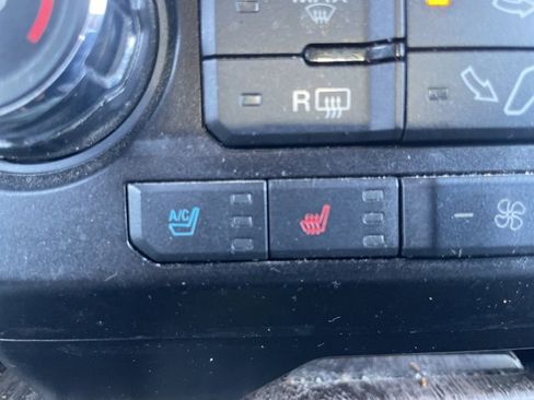 Used 2019 Ford F250 Lariat w/ Lariat Ultimate Package image 23