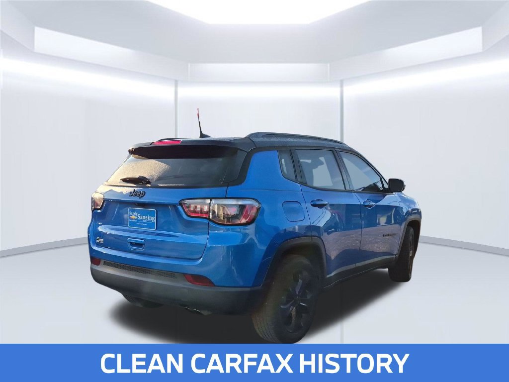 Used 2021 Jeep Compass Latitude FWD image 3