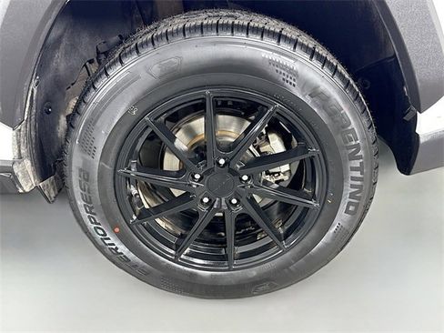 Certified 2019 Toyota RAV4 LE image 28