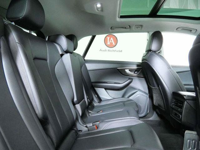 Used 2023 Audi Q8 Premium AWD/4WD image 13