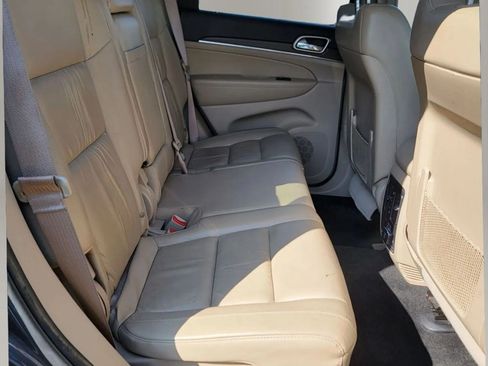 Used 2014 Jeep Grand Cherokee Limited AWD/4WD image 17