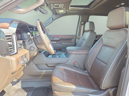 Used 2023 GMC Sierra 1500 Denali w/ Denali Reserve Package AWD/4WD image 40