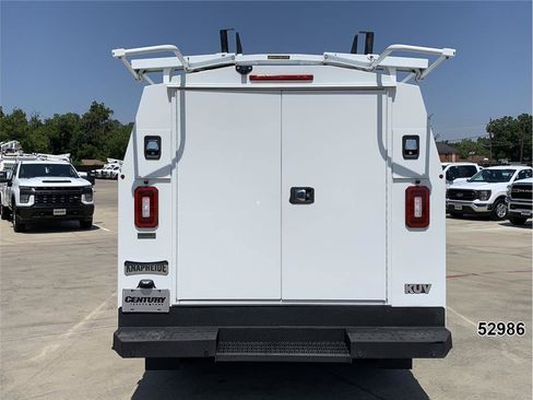 Used 2021 GMC Savana 3500 w/ Power Convenience Package RWD image 9