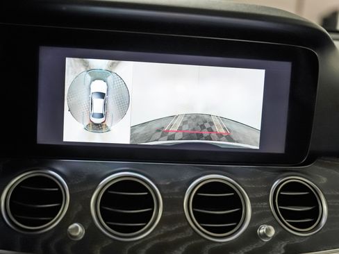 Certified 2021 Mercedes-Benz E 350 E 350 image 22