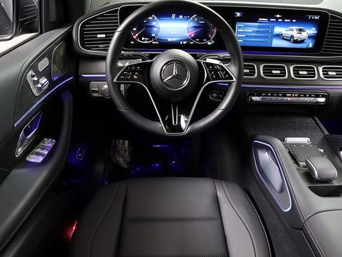 Certified 2025 Mercedes-Benz GLE 450 4MATIC image 15
