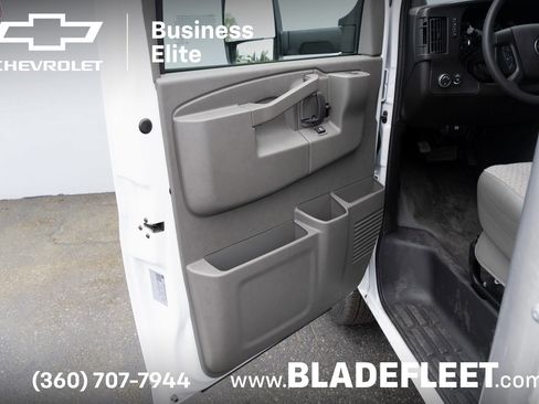 New 2024 Chevrolet Express 3500 w/ Power Convenience Package image 20
