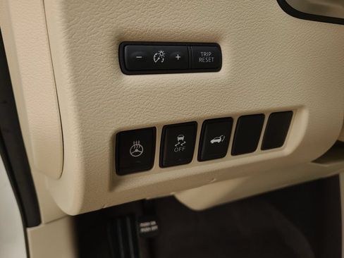 Used 2017 Nissan Murano Platinum w/ Platinum Technology Package FWD image 24