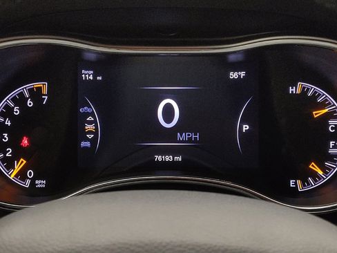 Used 2019 Jeep Grand Cherokee Limited RWD image 23