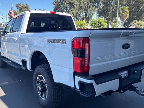 Used 2024 Ford F250 Lariat w/ Lariat Ultimate Package AWD/4WD image 4