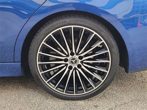 Used 2023 Mercedes-Benz C 300 Sedan image 34