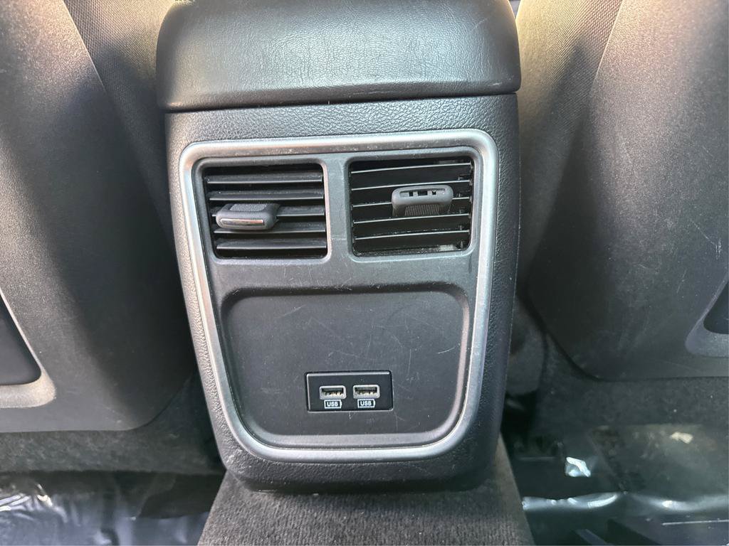Used 2015 Dodge Charger SE w/ Sport Appearance Group RWD image 23