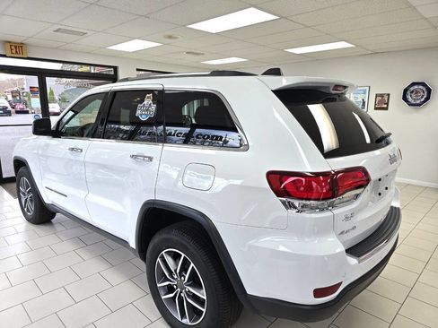 Used 2021 Jeep Grand Cherokee Limited w/ Premium Lighting Group image 4