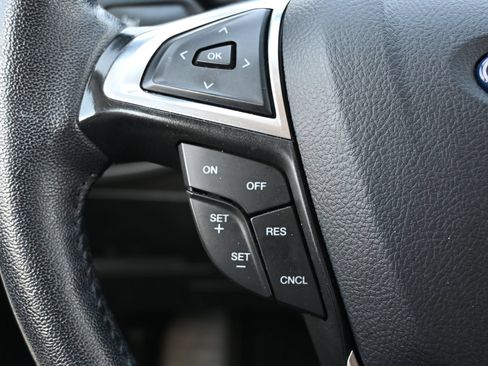 Used 2024 Ford Edge SEL AWD/4WD image 13