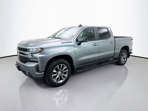 Used 2022 Chevrolet Silverado 1500 RST image 3
