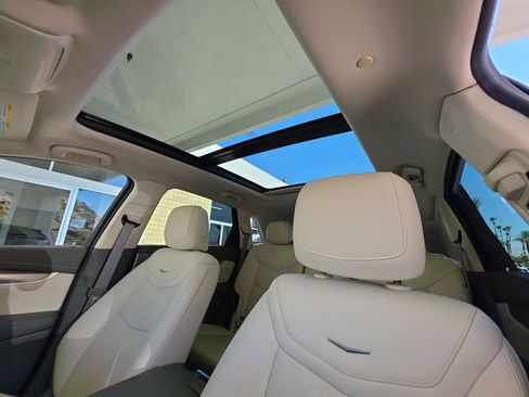 Used 2024 Cadillac XT5 Premium Luxury FWD image 19