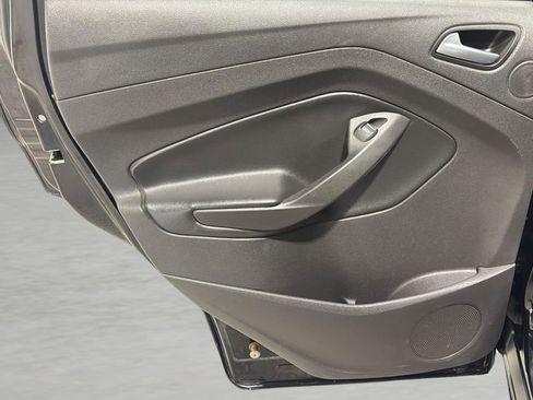 Used 2015 Ford Escape Titanium AWD/4WD image 13