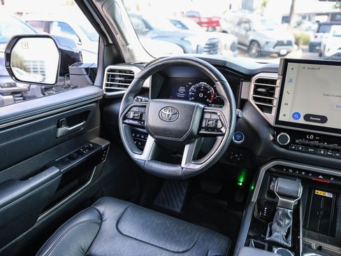 Used 2024 Toyota Tundra Limited AWD/4WD image 4