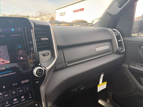 New 2026 RAM 1500 Big Horn AWD/4WD image 33