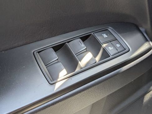 Used 2022 Lexus GX 460 Premium w/ Accessory Package AWD/4WD image 10