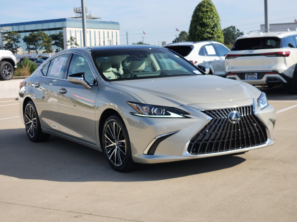 Certified 2024 Lexus ES 350 w/ Premium Package FWD image 3