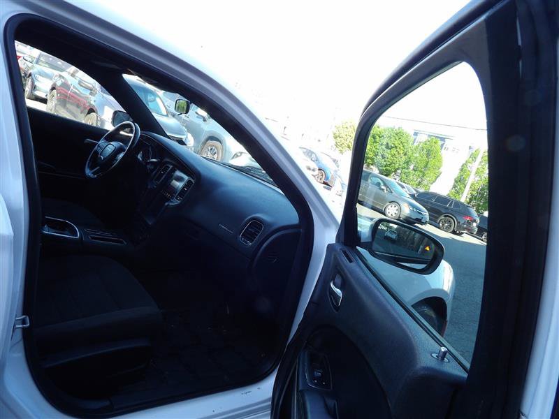 Used 2018 Dodge Charger Police w/ Integrated Display Package RWD image 12