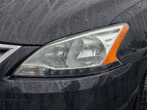 Used 2015 Nissan Sentra S image 28