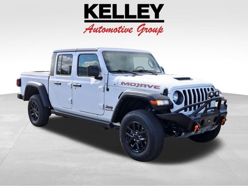 Used 2022 Jeep Gladiator Mojave image 1