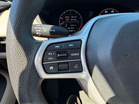 Used 2024 Honda HR-V LX image 26