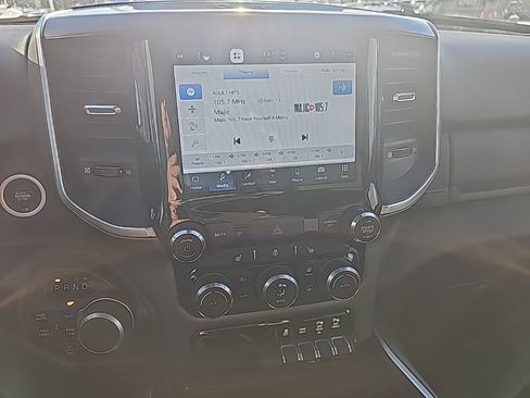 Certified 2022 RAM 1500 Big Horn image 27