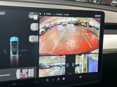 Used 2022 Tesla Model Y Performance image 24