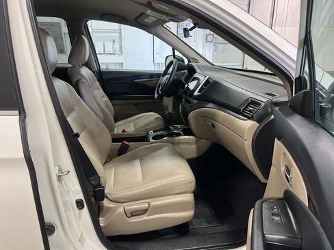 Used 2016 Honda Pilot EX image 28