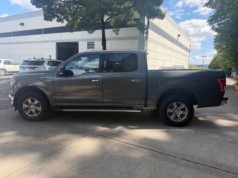 Used 2017 Ford F150 XLT w/ Equipment Group 301A Mid AWD/4WD image 7