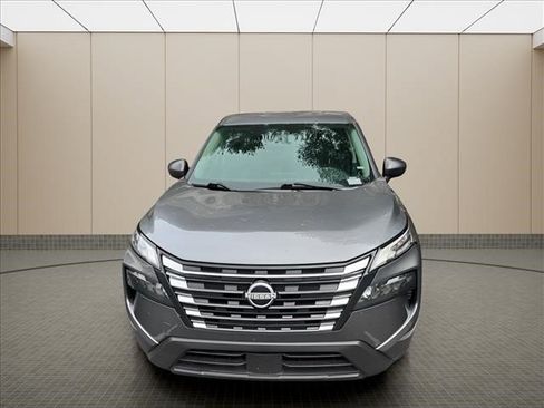 Used 2024 Nissan Rogue S FWD image 6
