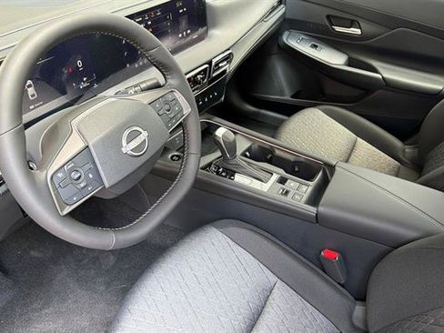 New 2026 Nissan Sentra SV w/ SV Convenience Package FWD image 10