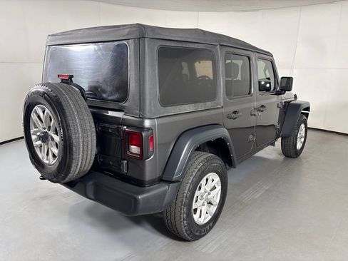 Used 2023 Jeep Wrangler Unlimited Sport AWD/4WD image 8