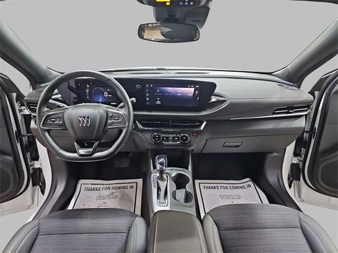 Certified 2024 Buick Envista Preferred w/ Convenience I Package image 9