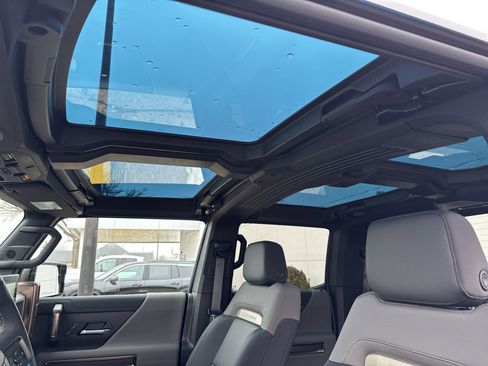 New 2025 GMC Hummer EV 3X w/ Extreme Off-Road Package image 40