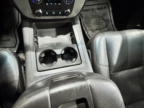 Used 2014 GMC Yukon XL SLT image 9