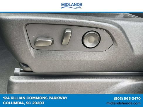 Used 2025 Chevrolet Tahoe LT AWD/4WD image 16