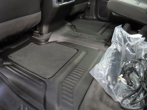 Used 2023 GMC Sierra 2500 Denali w/ Denali Black Diamond Edition AWD/4WD image 83