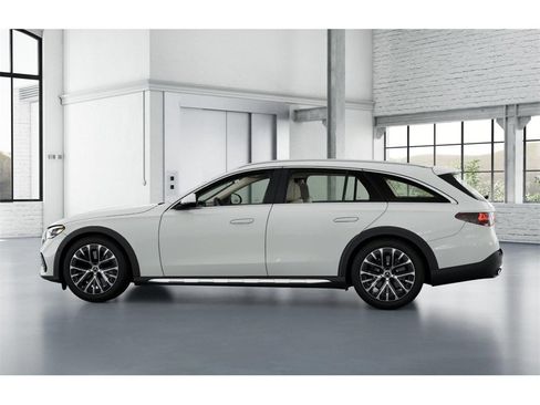 New 2025 Mercedes-Benz E 450 4MATIC All-Terrain Wagon image 33