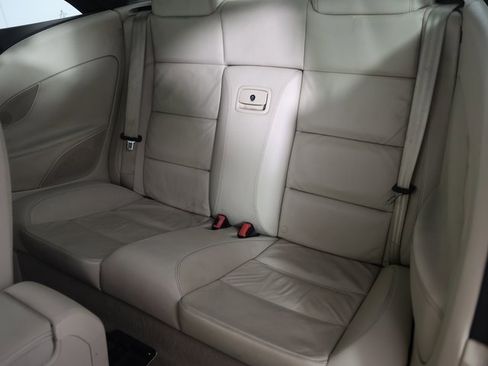 Used 2007 Volkswagen Eos 2.0T image 2